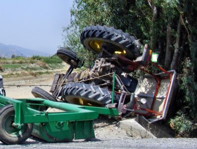 GÜLLÜBAHÇE - Sökeli Çiftçiye 'Trafik' Uyarısı