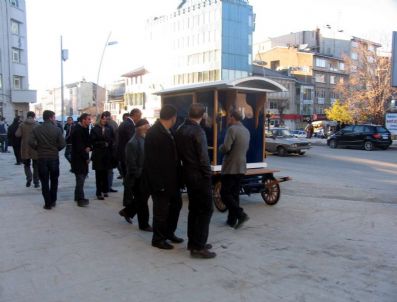 FAYTON - Büyükşehir'den Fayton Büfe