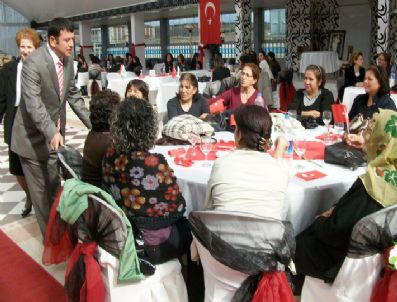 Chp'ye Malatya'da 52 Kadın Üye Oldu