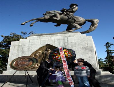 YAKUP CEMIL - Dünya Lösemili Çocuklar Haftası