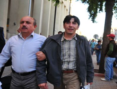 ALI BOZAN - Kapatılan Dtp Eski Mersin İl Başkanı Tutuklandı