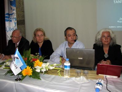 SANAYI VE TICARET BAKANLıĞı - Küçük Esnaf Kosgeb Konusunda Bilgilendirildi