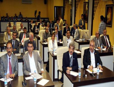 HABIB ARSLAN - Şanlıurfa Belediyesi'nden Taksim'deki Bombalı Saldırıya Kınama