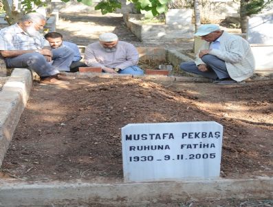 Adanasporlular Bekbaş'ı Unutmadı