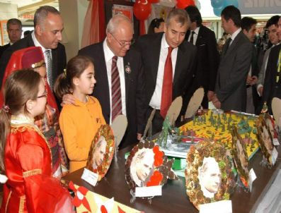 SERVERGAZI - Atatürk Ölümünün 72.yılında Anıldı