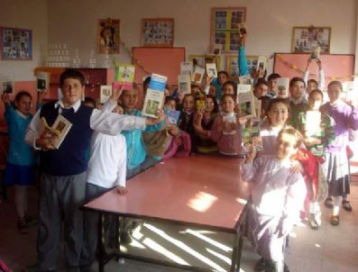 PAMUKÇU - Bartın'dan Balıkesir'deki Öğrencilere Kitap