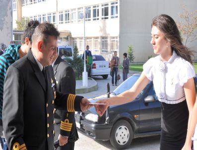 OĞLAN - Çomü Halkla İlişkiler Topluğu Atatürk'ü Armağanla Andı