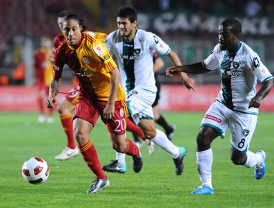 GEORGHE HAGI - Galatasaray evinde Denizlispor'u 3-1 mağlup etti