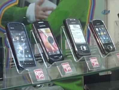 Gerçek sanıp maketini çaldı