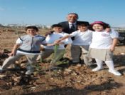 Miniklerden 10 Kasım'da Fidan Dikimi