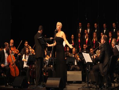 HACı ARIF BEY - Tkm'de Türk Sanat Müziği Konseri