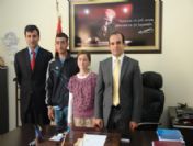 Çoban Kıza Kaymakam Nebioğlu'ndan Yardım Eli