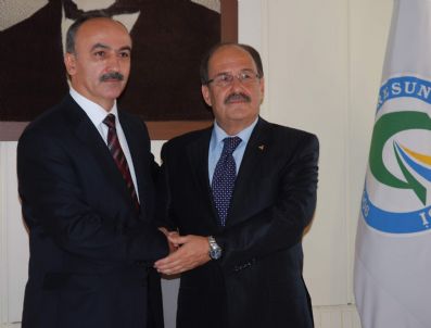 OSMAN METIN ÖZTÜRK - Giresun Üniversitesi'nde Görev Değişimi