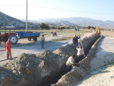 Köylü İle Muhtarın Su Kavgası Tatlıya Bağlandı