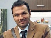 Ali Sunal'ın keyfine diyecek yok