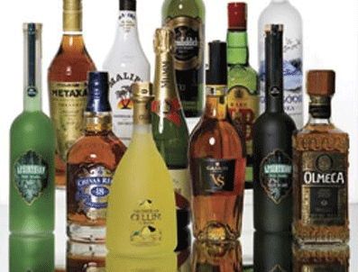 ROSSIYSKAYA GAZETA - Rusların başı alkolle dertte