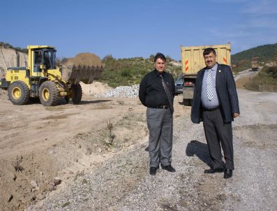 ALI SEZER - Soma Belen Köyünde Yol Çalışmaları