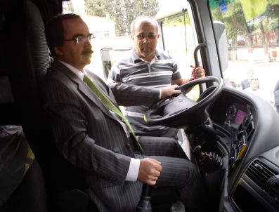 Yeni Araçları İlk Vali Coş Test Etti