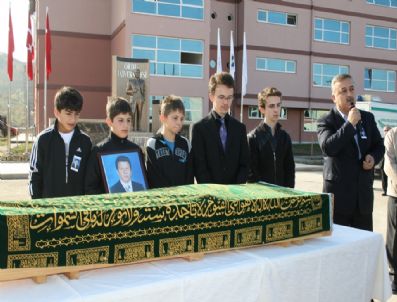 SEYIT TORUN - Bölüm Başkanı Kansere Yenik Düştü