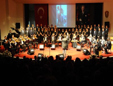 ÇANAKKALE TÜRKÜSÜ - Ulu Önder Atatürk'ü Sevdiği Şarkılarla Andılar
