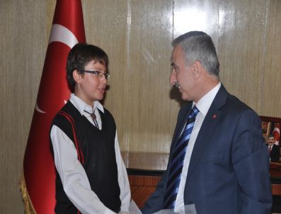 TÜRK KAHVESI - Alaaddin Rolündeki Alhan'a Koruma Çemberi