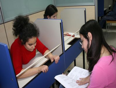 Görme Engelliler Üniversite Sınavına Hazırlanıyor