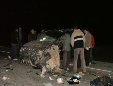 TSOF - Konya'da Trafik Kazası: 2 Ölü, 6 Yaralı
