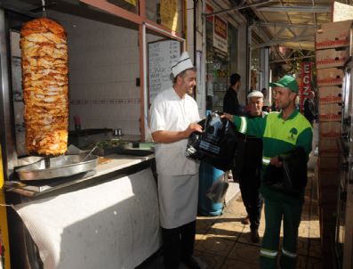 Şehitkamil Belediyesi Kurban Bayramı İçin Poşet Dağıttı