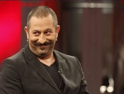 Cem Yılmaz milyon dolarlık evine taşındı