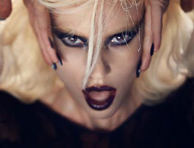 NIHAT ODABAŞı - Bu ünlüyü tanıyabilecek misiniz?