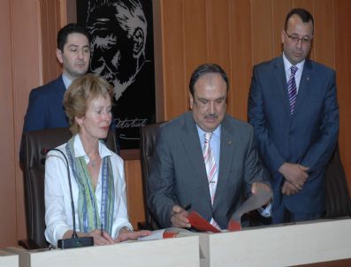 GÜRBÜZ KARAKUŞ - Ceyhan'da Kardeş Kurum Protokolü