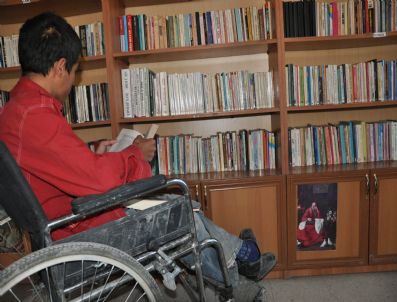 BOSTANIÇI - Engelli Mahmut'un 'Akülü Araba' Hayali