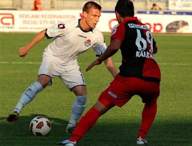 GUUS HİDDİNK - Paşa Gençler'e diz çöktüremedi