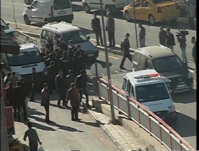 Erzurum'da Yol Gerilimi...