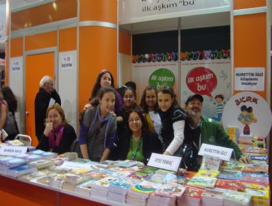 AYHAN YıLMAZ - Dr Nuri Bayar İlköğretim Okulu Öğrencileri Tüyap Kitap Fuarını Ziyaret Etti