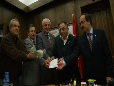 Hayırsever Keleşoğlu'ndan Aydın'a 175 Bin Tl'lik Yardım