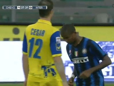 ZİNEDİNE ZİDANE - Rafael Benitez Eto'o'yu savundu