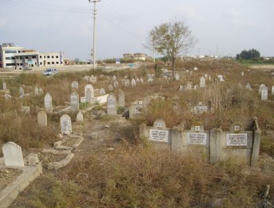 İskiliç Mezarlığı'ndaki 700 Mezar Şehir Mezarlığına Taşınacak