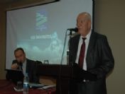 Rize'de Gürcü Profesörün Konferansında Tercüman Krizi