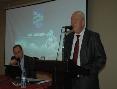 DURUSU - Rize'de Gürcü Profesörün Konferansında Tercüman Krizi