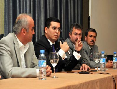 BAHATTIN BAYRAKTAR - Başkan Tütüncü Altınova'nın İmar Sorununu Anlattı