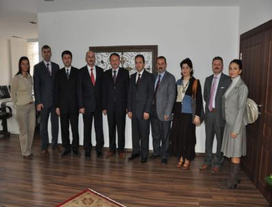 ŞÜKRÜ KARABALıK - Kartepe'de Öğretmenler Günü Ziyaretleri