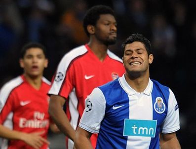 DAILY MIRROR - Manchester City Hulk için beklemede