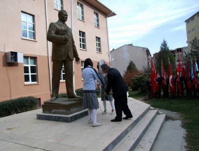 NIMET ÇUBUKÇU - Öğretmenler Yemin Etti