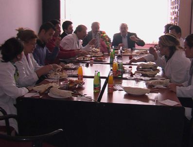 DURSUN ŞAHIN - Olimpiyat Dersanesi'nde Öğretmenler Günü Kutlaması