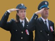 Polislere saç, bıyık ve küpe izni