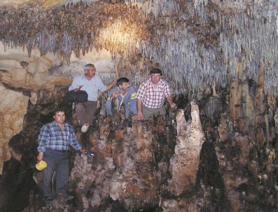 Sırtlanini Mağarası Turizme Kazandırılmayı Bekliyor