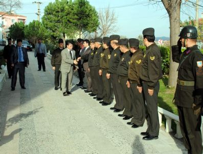 İSMAIL OK - Vali Arslan Ve Başkan Ok Jandarma Komutanın Ziyaret Ettiler