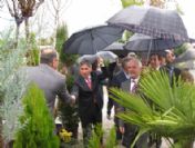 6. Ödemiş Süs Bitkileri Ve Fidancılık Sergisi Yağmur Altında Açıldı