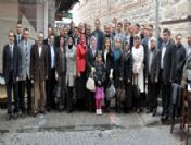 Ak Parti Yönetimi Basınla Buluştu